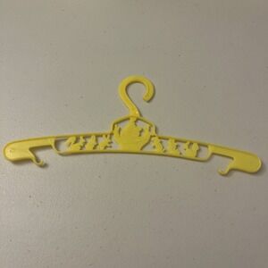 Vintage Yellow Plastic Baby Hanger 70s Clown, Woodland, Animals Creatures (1)